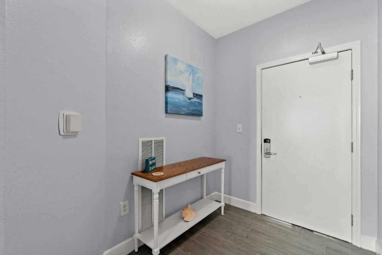 Tidewater Beach Luxury Penthouse With Resort Amenities And A View! بنما سيتي بيتش المظهر الخارجي الصورة