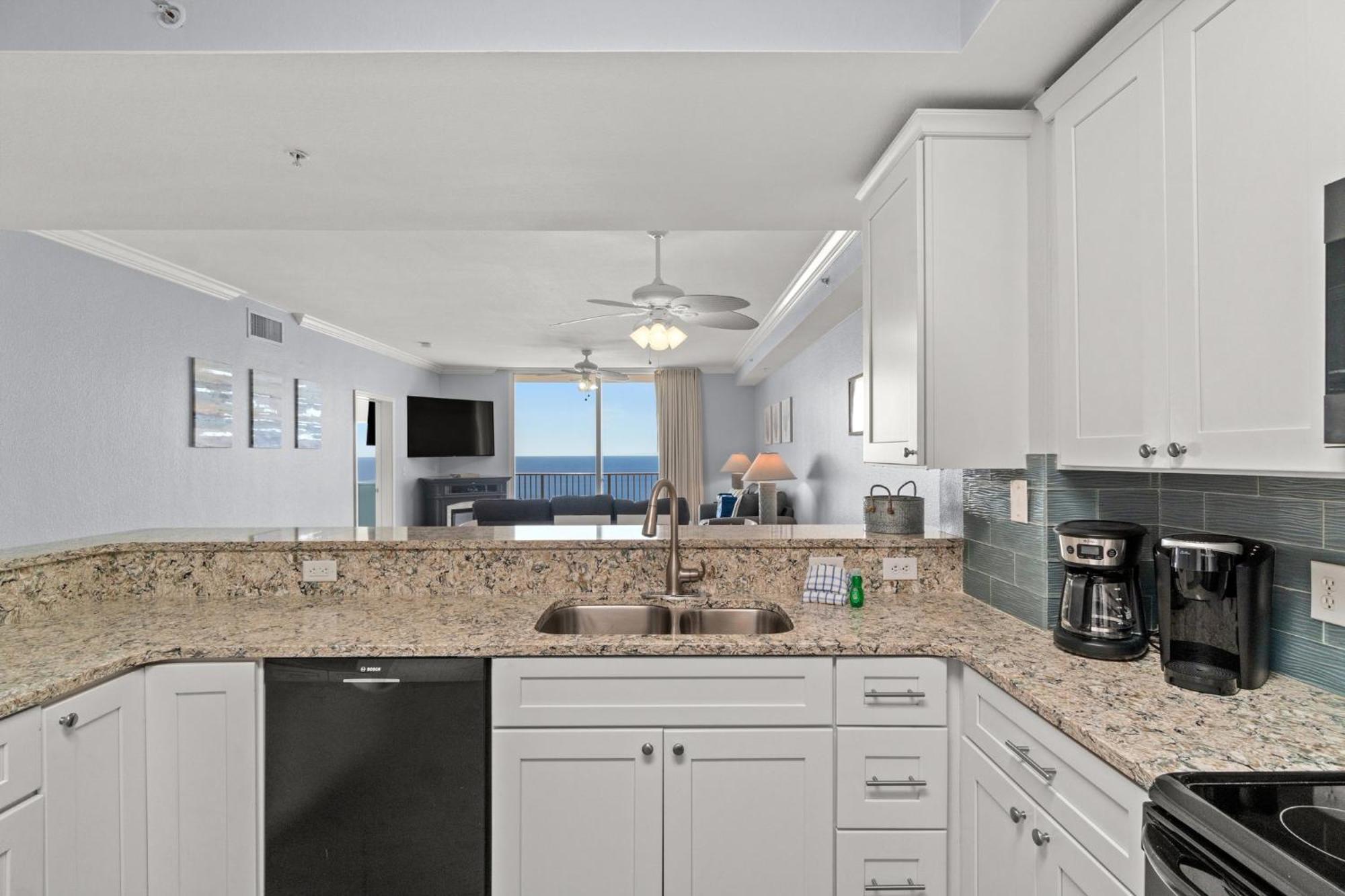 Tidewater Beach Luxury Penthouse With Resort Amenities And A View! بنما سيتي بيتش المظهر الخارجي الصورة